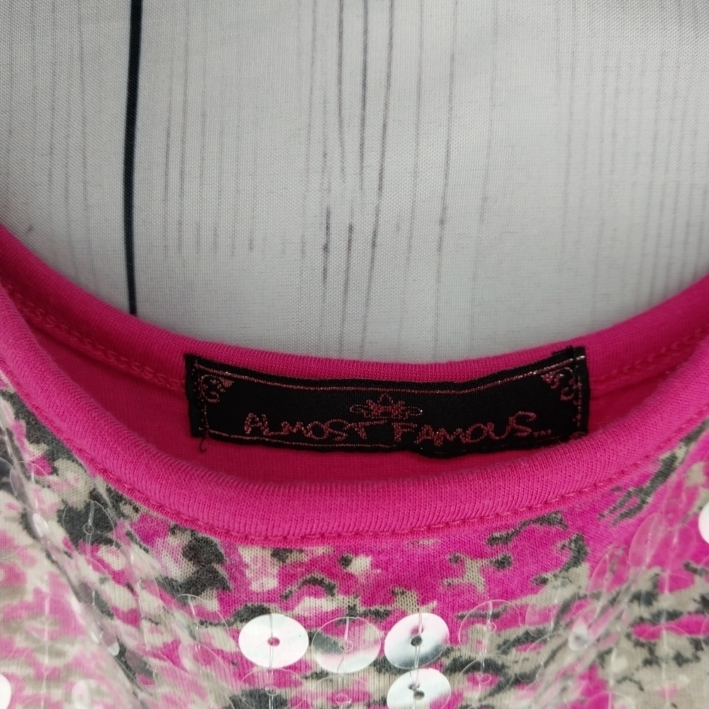 Almost Famous Pink and Silver Sequin Snakeskin Print Y2K Spaghetti Strap Top - Picture 4 of 8